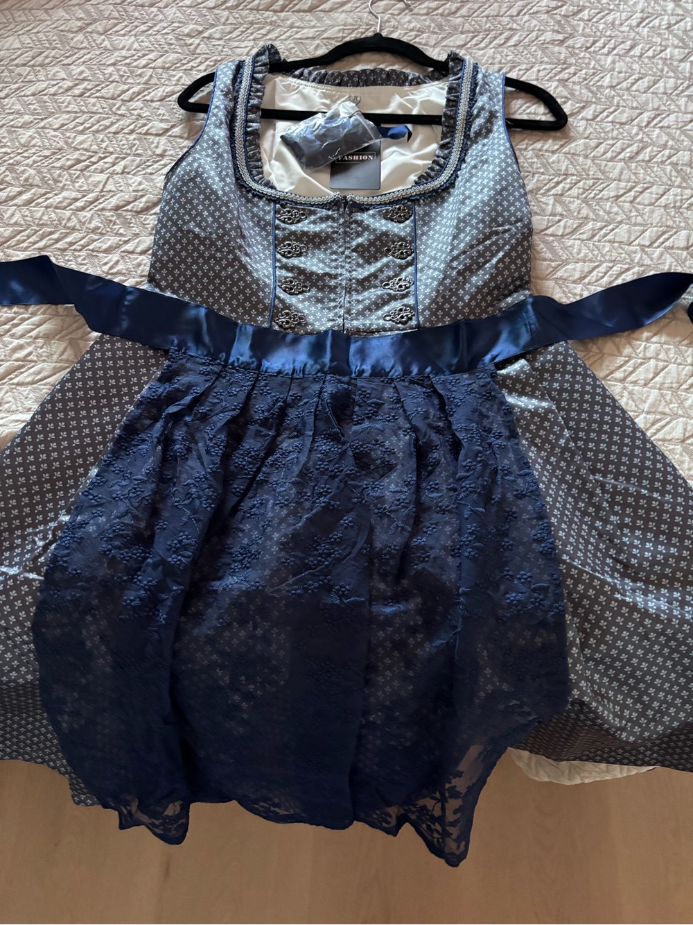 Classic Women’s' Dirndl Dress with Lace Apron